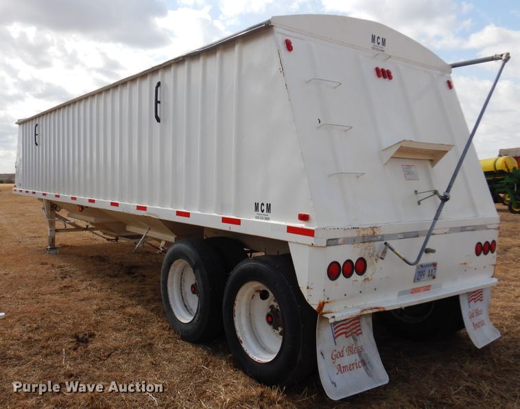 image for item DF0100 2008 MCM  grain trailer