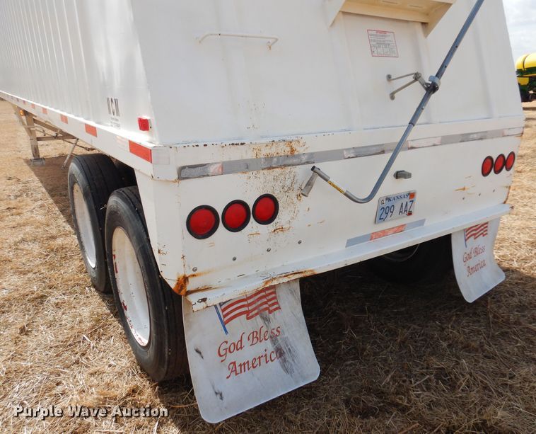 image for item DF0100 2008 MCM  grain trailer
