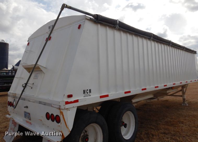 image for item DF0100 2008 MCM  grain trailer