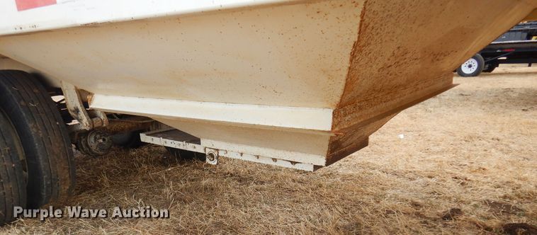 image for item DF0100 2008 MCM  grain trailer