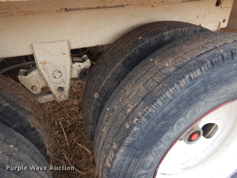 image for item DF0100 2008 MCM  grain trailer