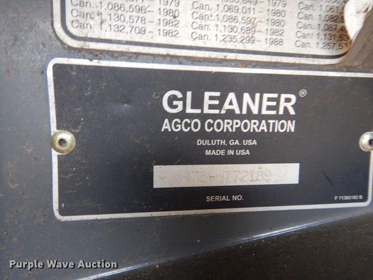 image for item DF0101 2008 Gleaner R75  combine