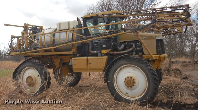 image for item DF0102 Ag-Chem RoGator 1064  sprayer