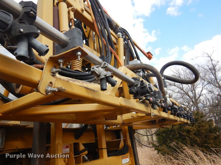 image for item DF0102 Ag-Chem RoGator 1064  sprayer