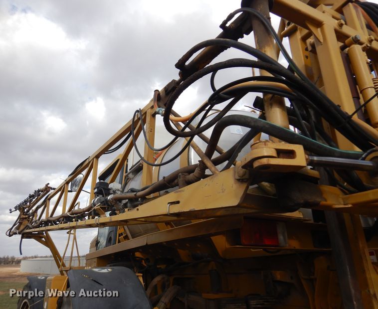 image for item DF0102 Ag-Chem RoGator 1064  sprayer