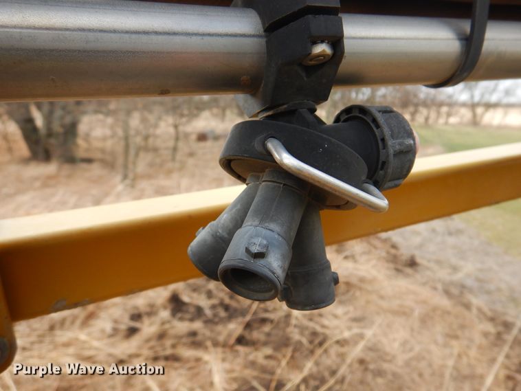 image for item DF0102 Ag-Chem RoGator 1064  sprayer