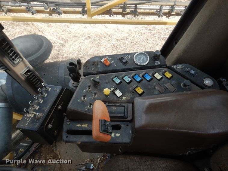 image for item DF0102 Ag-Chem RoGator 1064  sprayer