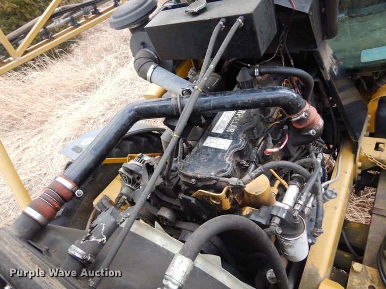 image for item DF0102 Ag-Chem RoGator 1064  sprayer