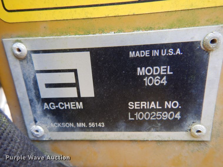 image for item DF0102 Ag-Chem RoGator 1064  sprayer