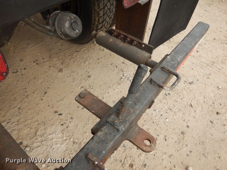 image for item DH8014 1987 Kenworth T800  fertilizer delivery truck