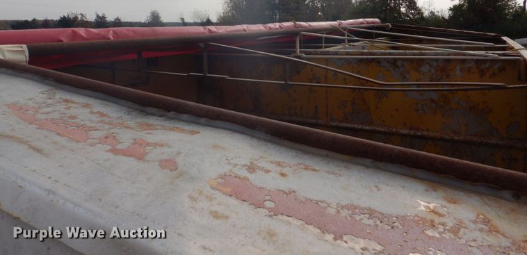 image for item DH8014 1987 Kenworth T800  fertilizer delivery truck