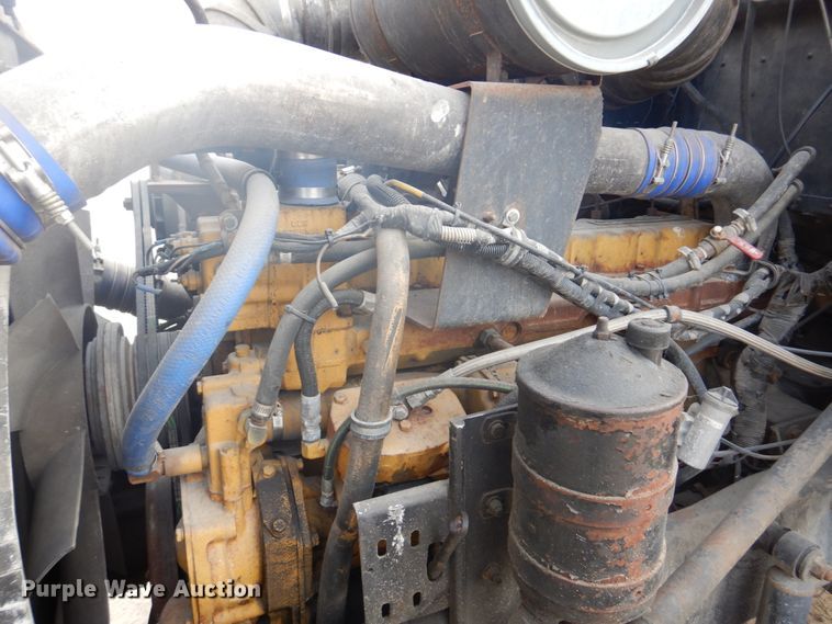 image for item DH8014 1987 Kenworth T800  fertilizer delivery truck