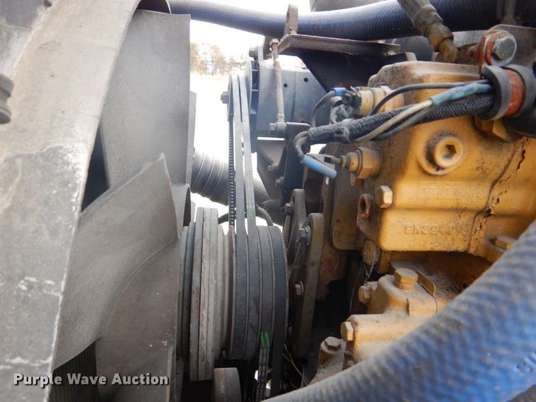 image for item DH8014 1987 Kenworth T800  fertilizer delivery truck