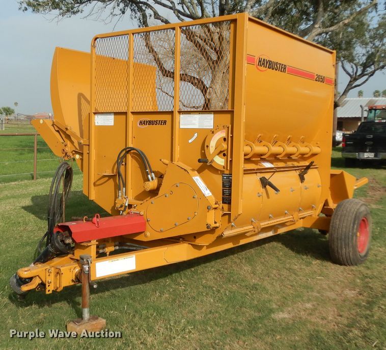 image for item DI8621 HayBuster 2650  bale processor
