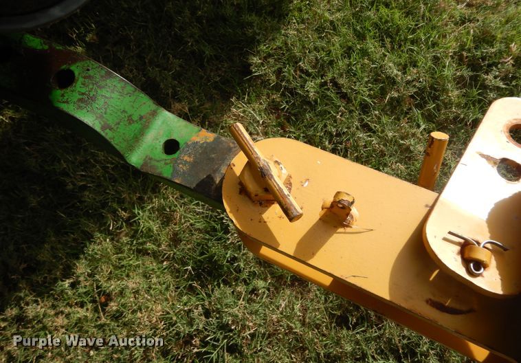 image for item DI8623 2012 Vermeer Rebel 5420  round baler