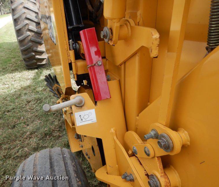 image for item DI8623 2012 Vermeer Rebel 5420  round baler