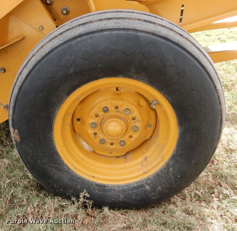 image for item DI8623 2012 Vermeer Rebel 5420  round baler