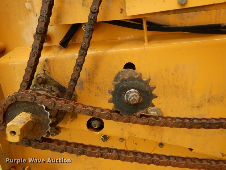 image for item DI8623 2012 Vermeer Rebel 5420  round baler