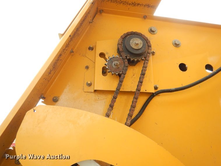 image for item DI8623 2012 Vermeer Rebel 5420  round baler