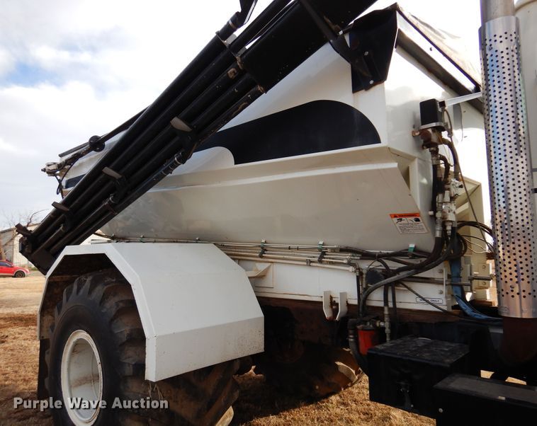 image for item DK4240 1998 International 2554  applicator truck