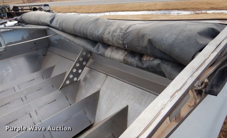 image for item DK4240 1998 International 2554  applicator truck