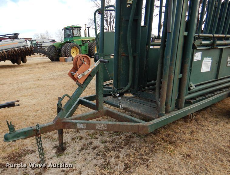 image for item DK4243 Behlen Country M1 Silencer  squeeze chute