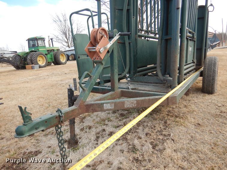 image for item DK4243 Behlen Country M1 Silencer  squeeze chute