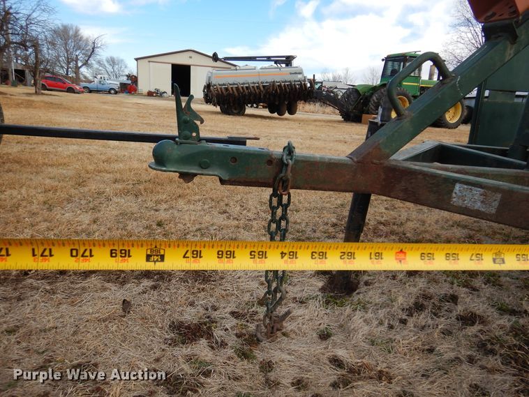 image for item DK4243 Behlen Country M1 Silencer  squeeze chute