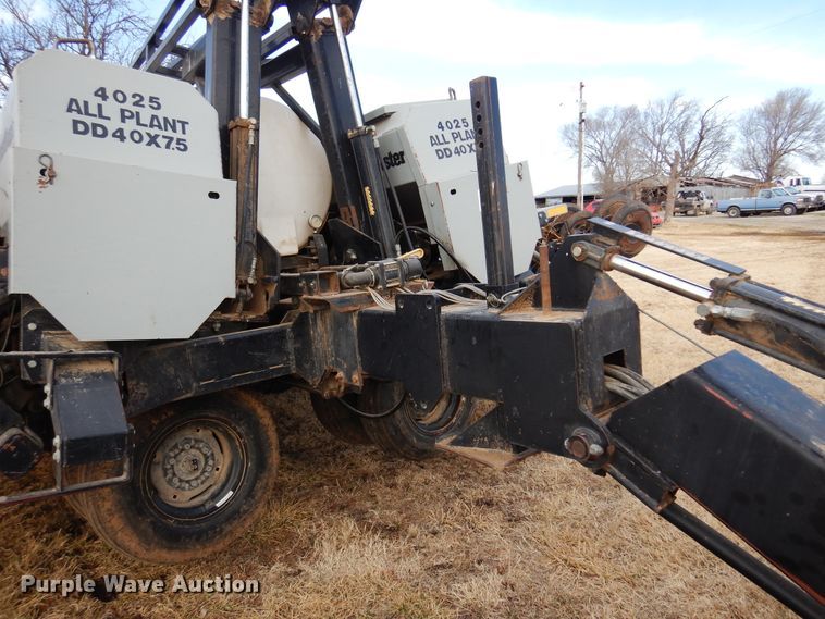 image for item DK4245 CrustBuster Speed King 4000  grain drill