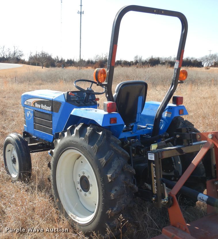 image for item DK4279 New Holland TC30  tractor