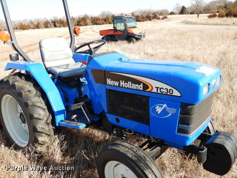 image for item DK4279 New Holland TC30  tractor