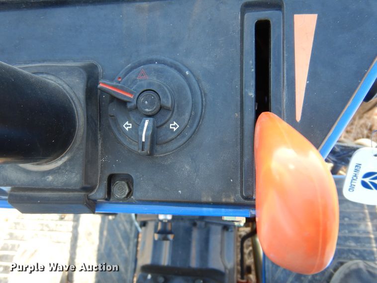 image for item DK4279 New Holland TC30  tractor