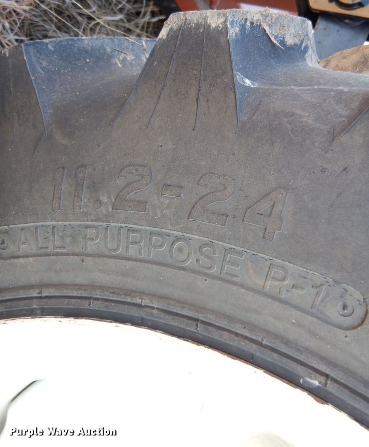 image for item DK4279 New Holland TC30  tractor