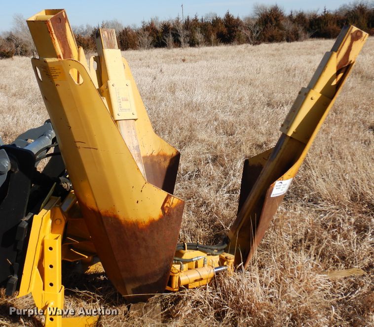 image for item DK4285 Dutchman 330i skid steer tree spade