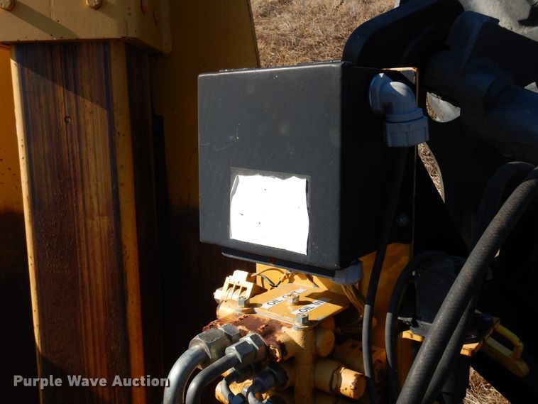 image for item DK4285 Dutchman 330i skid steer tree spade