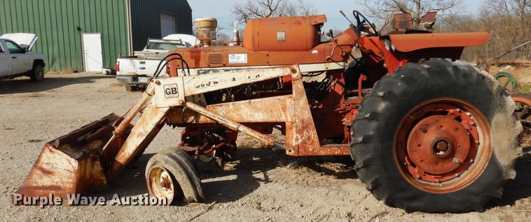 image for item DK4326 Farmall 706  tractor