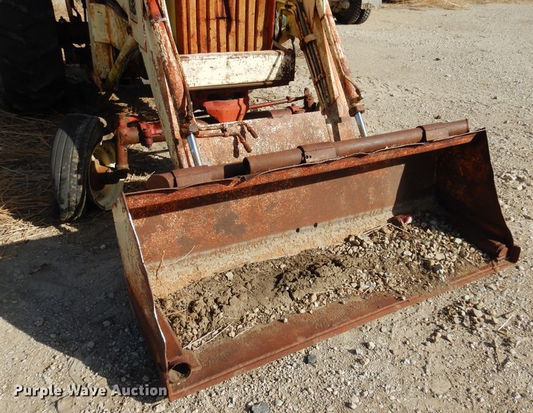 image for item DK4326 Farmall 706  tractor