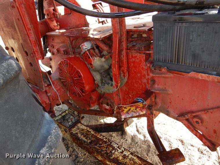 image for item DK4326 Farmall 706  tractor