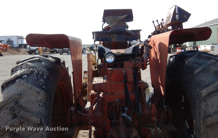 image for item DK4326 Farmall 706  tractor