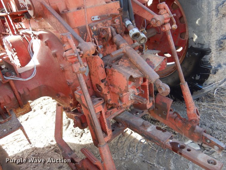 image for item DK4326 Farmall 706  tractor