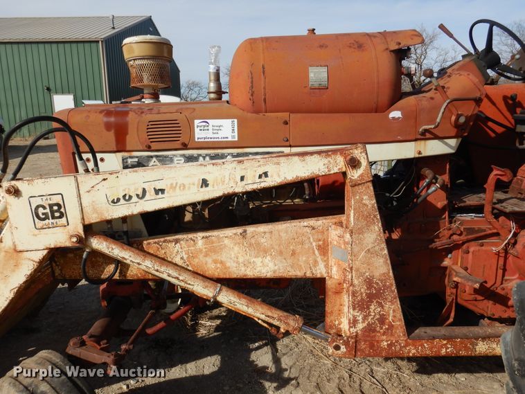 image for item DK4326 Farmall 706  tractor