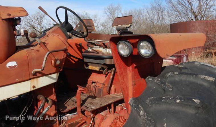 image for item DK4326 Farmall 706  tractor