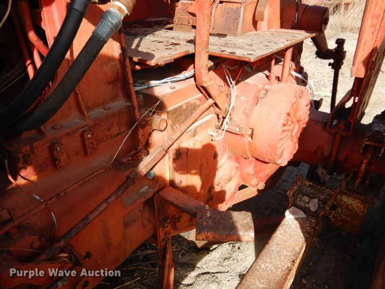 image for item DK4326 Farmall 706  tractor