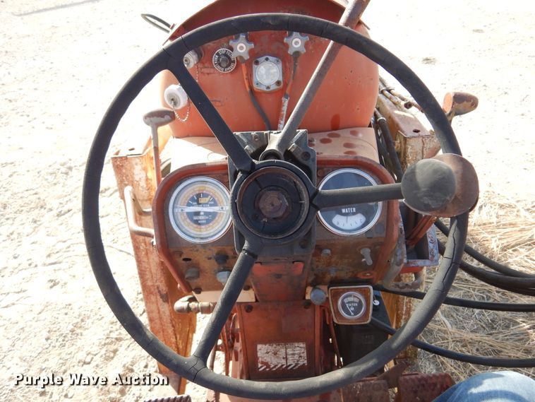 image for item DK4326 Farmall 706  tractor