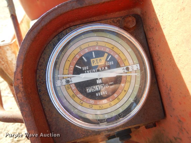 image for item DK4326 Farmall 706  tractor