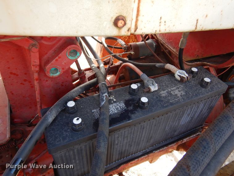 image for item DK4326 Farmall 706  tractor