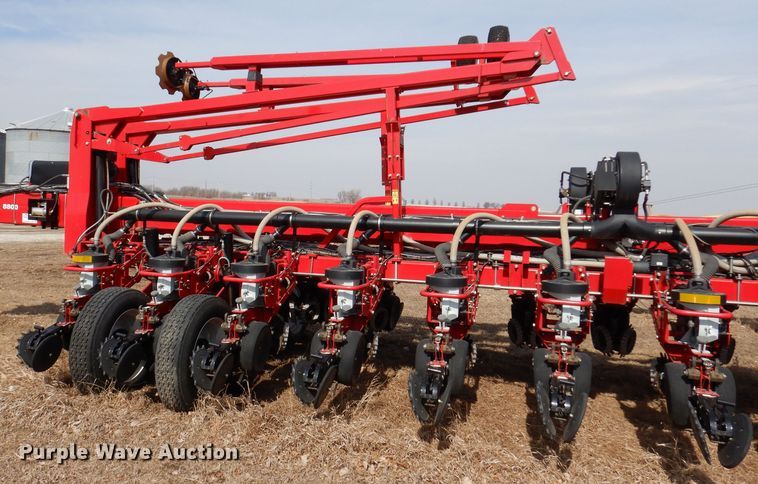 image for item DL5945 2013 White Challenger 8800  no-till planter