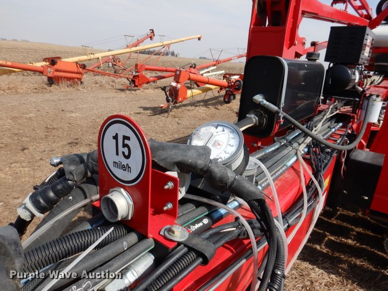 image for item DL5945 2013 White Challenger 8800  no-till planter