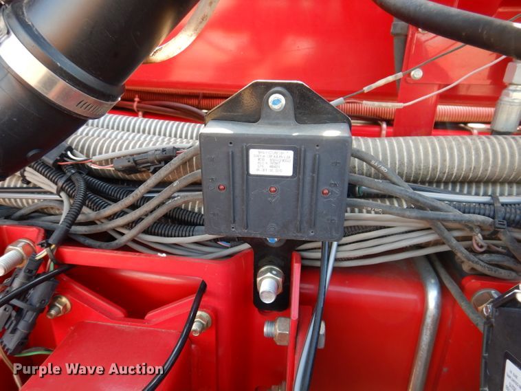 image for item DL5945 2013 White Challenger 8800  no-till planter