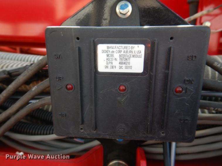 image for item DL5945 2013 White Challenger 8800  no-till planter